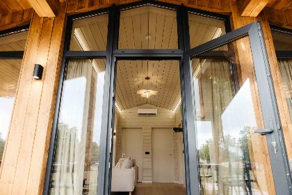 023 Panorama Lake House Scandi met hottub | 5 pers
