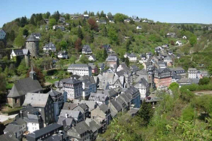 003 Mooi 12 persoons boerderijappartement nabij Monschau   Eifel