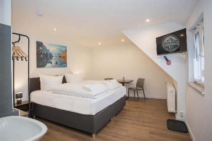 016 Vakantiehuis   'Ferienhaus K17 voor 18 pers'   Kirchstrasse 17 | Winterberg