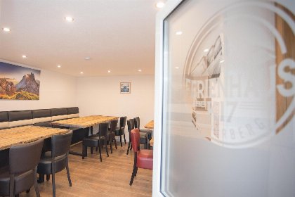 057 Vakantiehuis   'Ferienhaus K17 voor 18 pers'   Kirchstrasse 17 | Winterberg