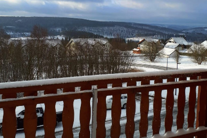 054 Vakantiehuis 'Rothaargluck' in Sauerland met uitzicht | 6 persoons appartement   am Gerkenstein 27 Neuastenberg