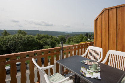 056 Vakantiehuis 'Rothaargluck' in Sauerland met uitzicht | 6 persoons appartement   am Gerkenstein 27 Neuastenberg