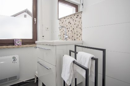 054 Vakantiehuisje Winterberg: Comfortabel Verblijf voor 5 Personen | Appartement   Am Roten Kreuz 11 | Zuschen