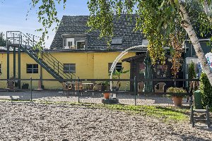 Am Pferdehof I