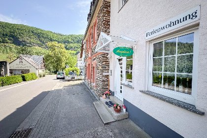 001 Ferienweingut Emmerich