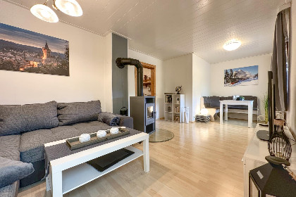 001 Haus Panoramablick