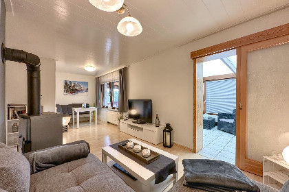 011 Haus Panoramablick
