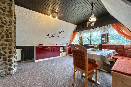 010 Bergstubl