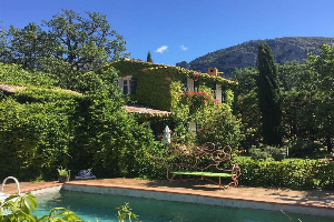 La petite maison de la ferme rose