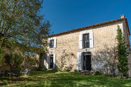 046 Les Ecures 2