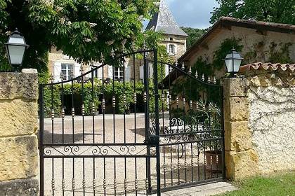 003 Chateau Prayssac   Bakkershuis vrijstaand huis met zwembad