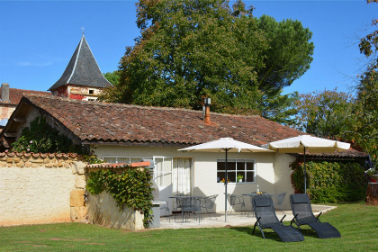 004 Chateau Prayssac   Bakkershuis vrijstaand huis met zwembad