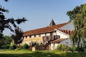 Chateau Prayssac   C vakantiehuis op wijndomein met zwembad