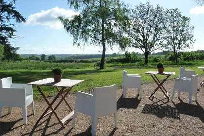 002 Petit Savigny