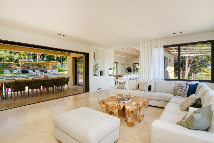 003 Vue Saint Tropez