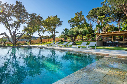 009 Vue Saint Tropez