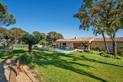 012 Vue Saint Tropez