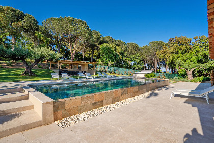 016 Vue Saint Tropez