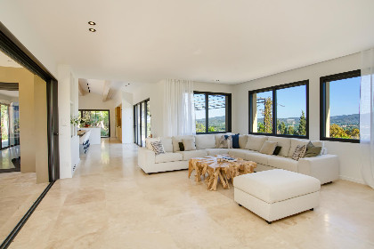 026 Vue Saint Tropez