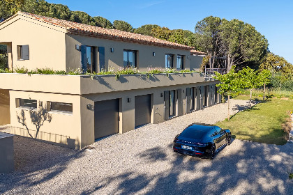 042 Vue Saint Tropez
