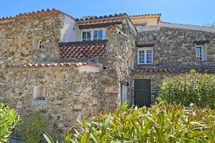 003 Les Roches du Sud