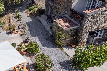 027 Les Roches du Sud