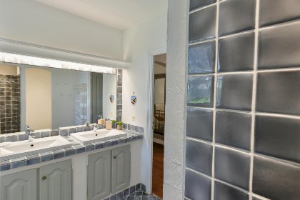 023 Florida 12