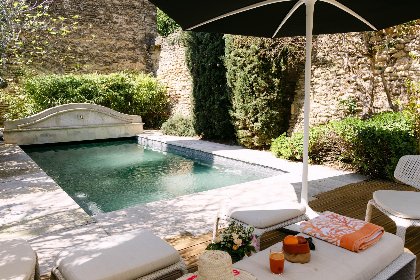 003 Chateau la Perle