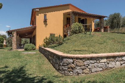 016 Villa Lucignano   80372