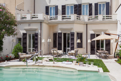 001 Villa Manin