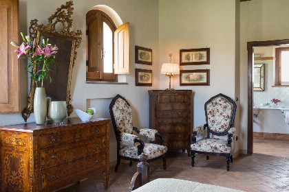 005 Villa del Fattore