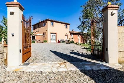 002 Villa Bonriposo