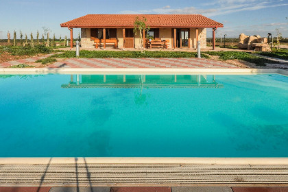 001 Villa Santa Barbara