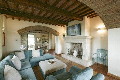 006 Villa Colle Galli