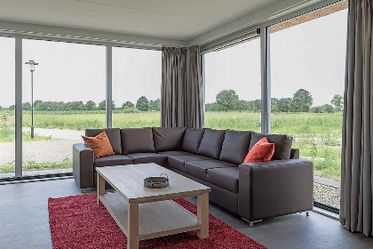 007 Luxe 6 persoons Villa prachtig gelegen in Drenthe