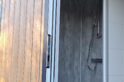 004 Plaats met prive sanitair
