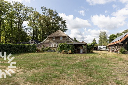 012 Gezellige 10 persoons vakantieboerderij met gratis WIFI