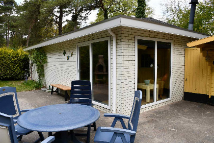 020 Mooi 4 persoons chalet met grote tuin op bosrijk vakantiepark in het Drents Friese Wold