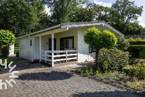 Comfortabel 4 persoons chalet omgeven door groen in Doldersum nabij het Drents Friese Wold