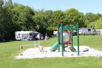 032 Comfortabel vakantieboerderij met sauna voor 15 tot 17 personen