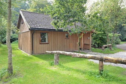 016 Houten vakantiehuis voor 6 personen aan Nationaal Park \'t Dwingelderveld