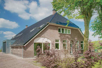 008 Luxe 12 persoonsgroepsaccommodatie met hottub in het landelijke Ellertshaar in Drenthe