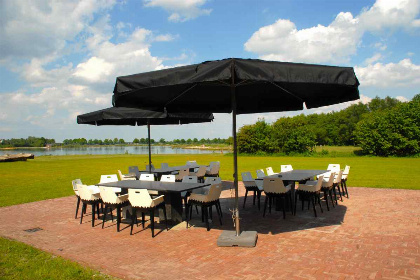 010 Luxe 18 persoonsgroepsaccommodatie met hottub in het landelijke Ellertshaar in Drenthe