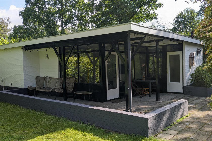 000 4 persoons bungalow met een trampoline in de tuin op vakantiepark de Kremmer 000 4 persoons bungalow met een trampoline in de tuin op vakantiepark de Kremmer
