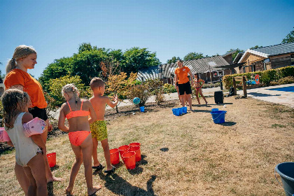 031 5 sterren groepsaccommodatie voor 35 tot 38 personen met overdekt zwembad en sauna