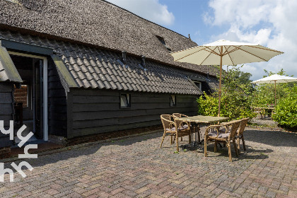 029 Prachtige 21  persoons rietgedekte groepsaccommodatie in Havelte