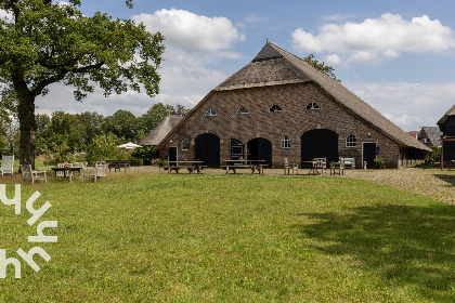 010 Sfeervol 3 persoons geschakelde woning aan de rand van Havelte