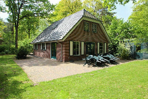 10 Persoons landhuis met sauna op een vakantiepark in Drenthe