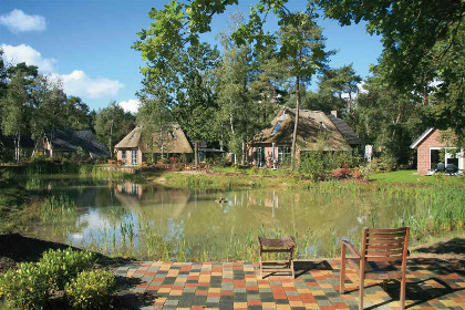 016 10 Persoons landhuis met sauna op een vakantiepark in Drenthe