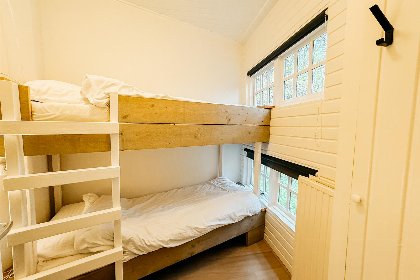 010 4 pers. Bungalow Monumentaal met hottub 010 4 pers. Bungalow Monumentaal met hottub